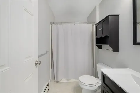 502 Southlake Road Tiverton RI 02878