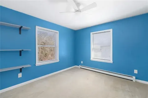 502 Southlake Road Tiverton RI 02878