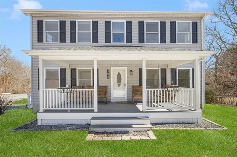 502 Southlake Road Tiverton RI 02878
