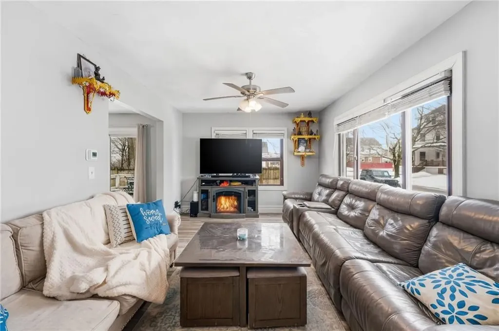 62 Browne Street Cranston RI 02920