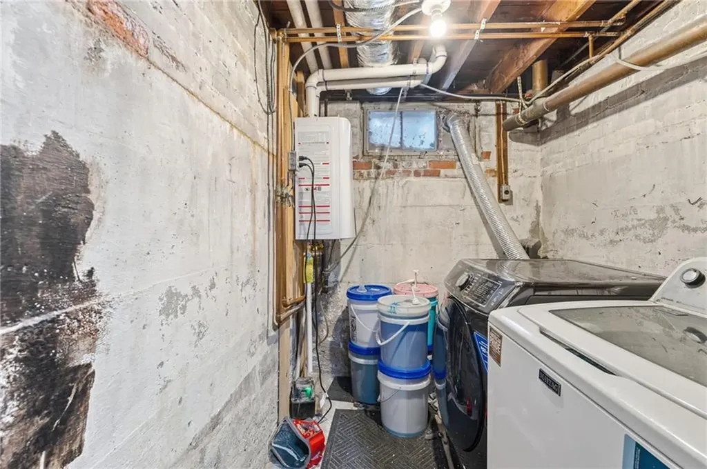 62 Browne Street Cranston RI 02920