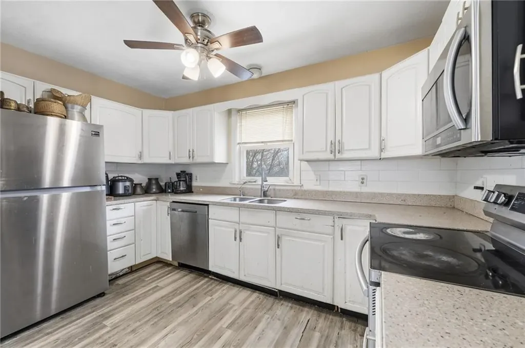 62 Browne Street Cranston RI 02920