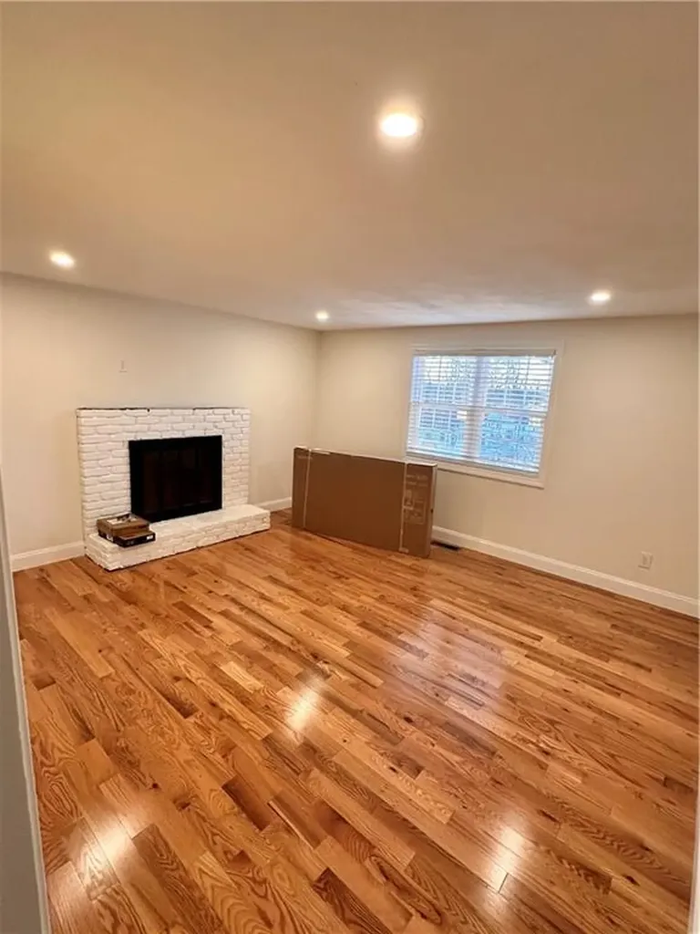 99 Silverwood Lane West Warwick RI 02893