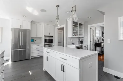 24 Hyland Avenue East Greenwich RI 02818