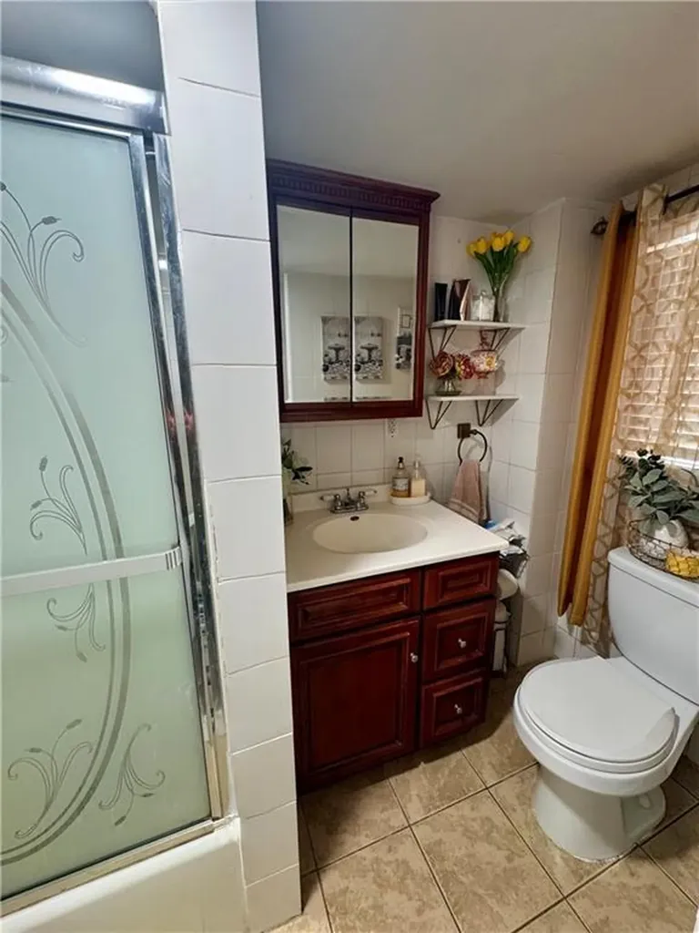166 Lowell Avenue Providence RI 02909