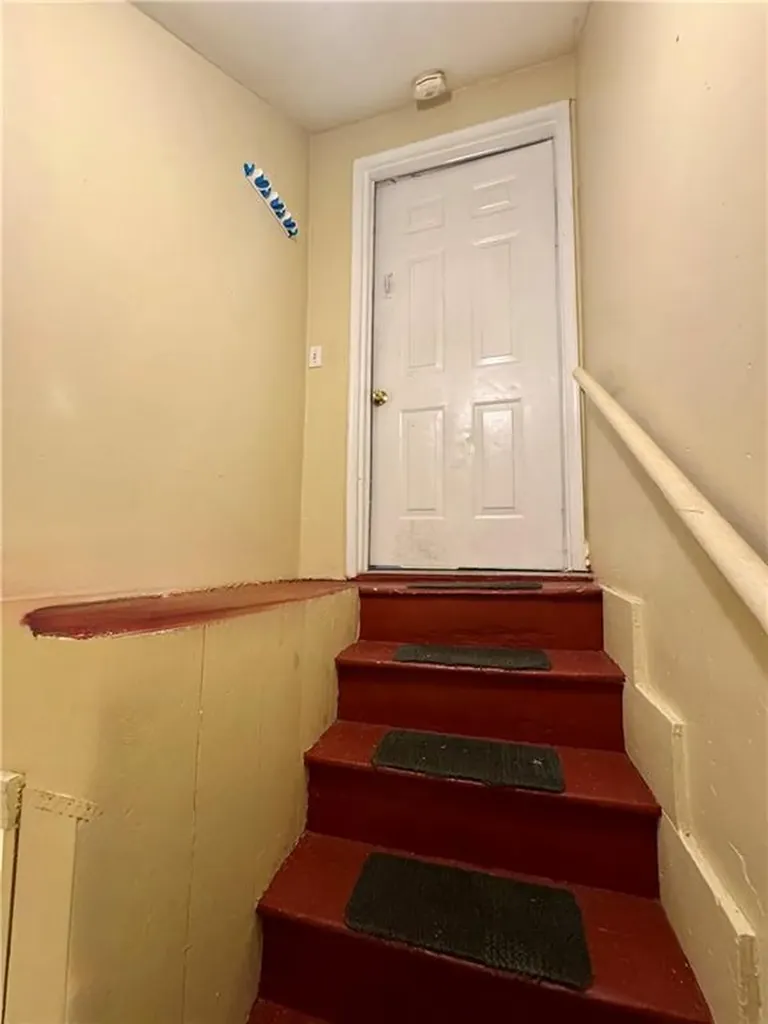 166 Lowell Avenue Providence RI 02909