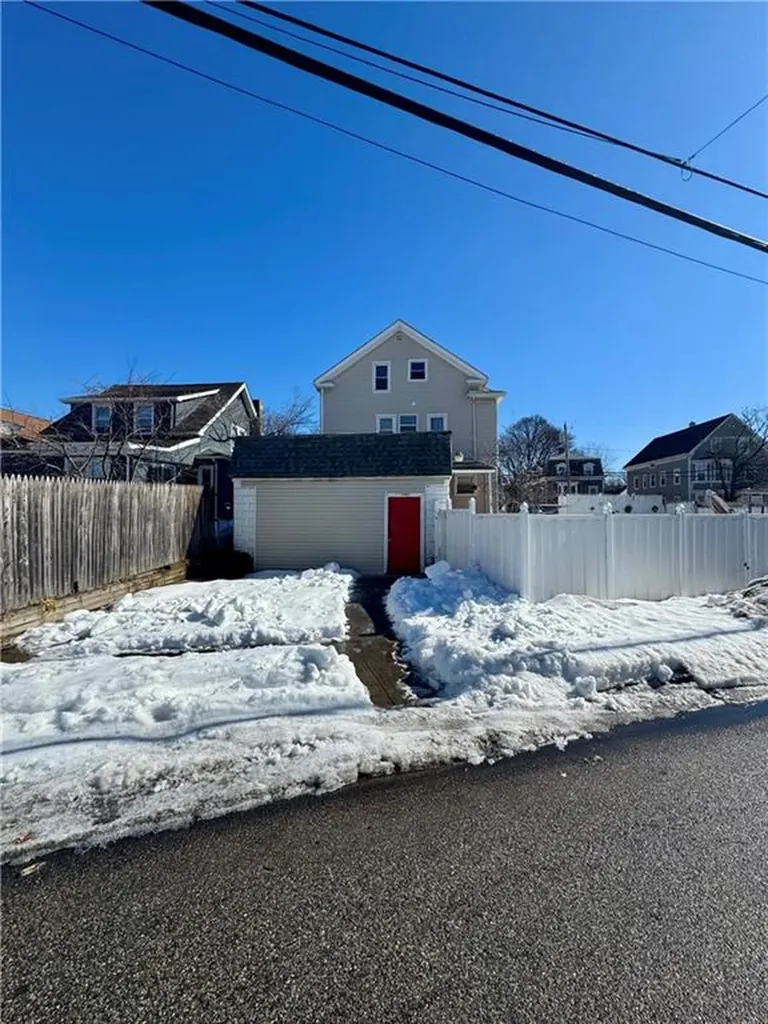 166 Lowell Avenue Providence RI 02909
