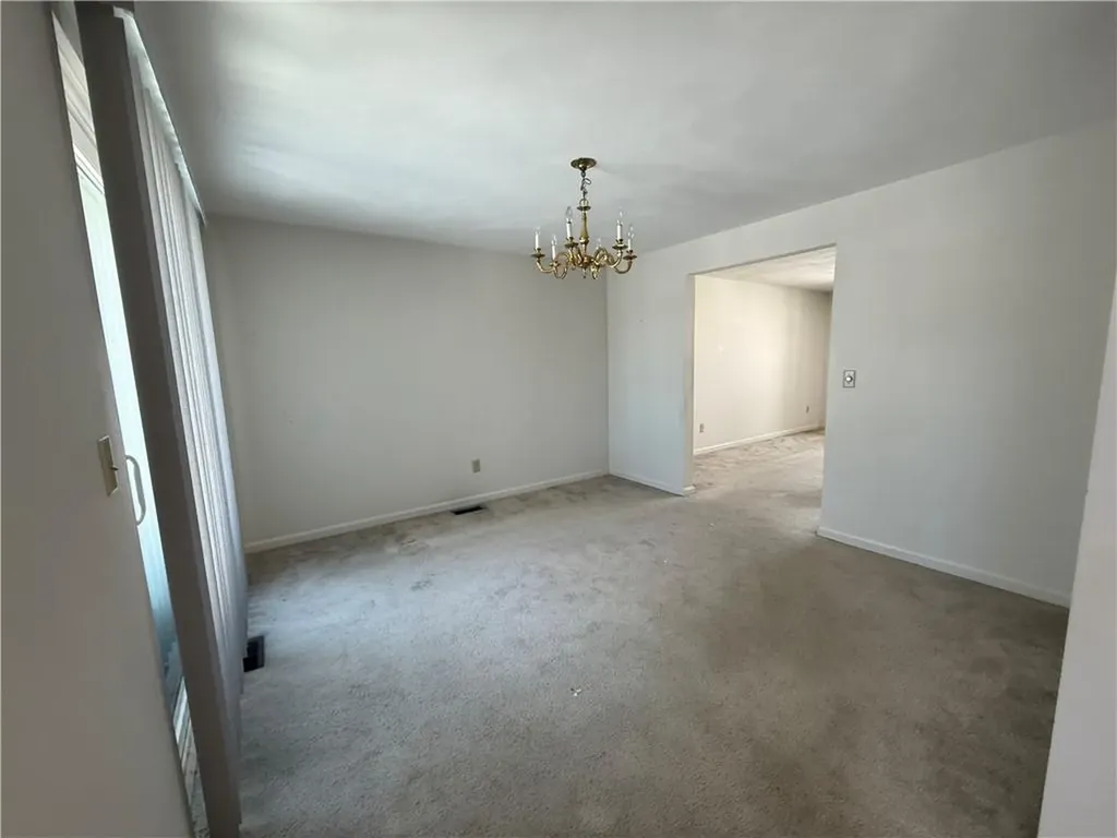 351 New London Avenue Warwick RI 02886