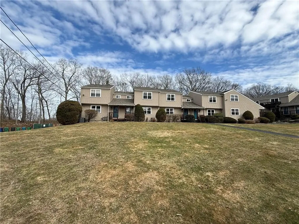 351 New London Avenue Warwick RI 02886