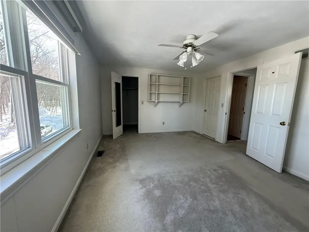 351 New London Avenue Warwick RI 02886