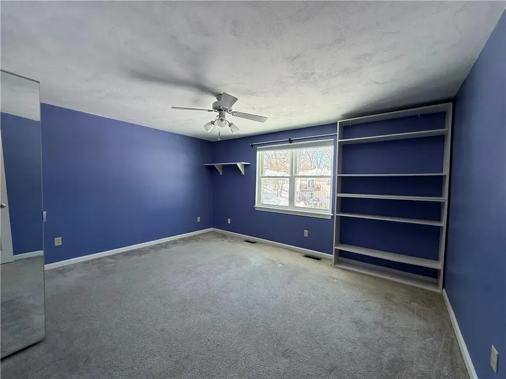351 New London Avenue Warwick RI 02886