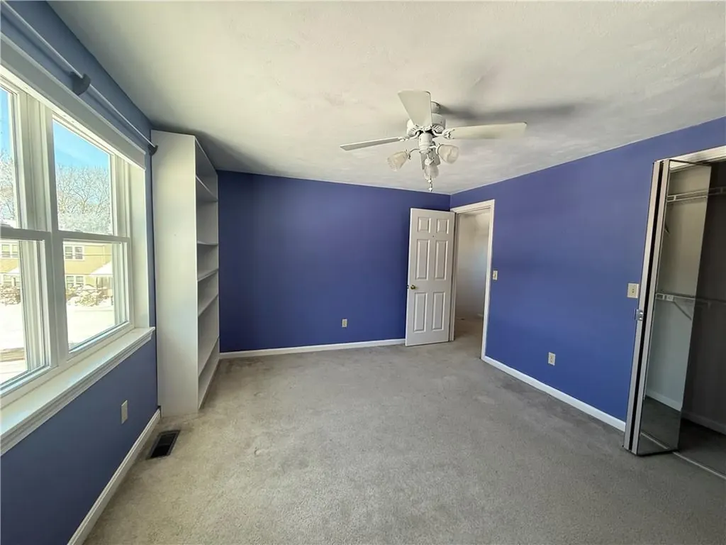 351 New London Avenue Warwick RI 02886