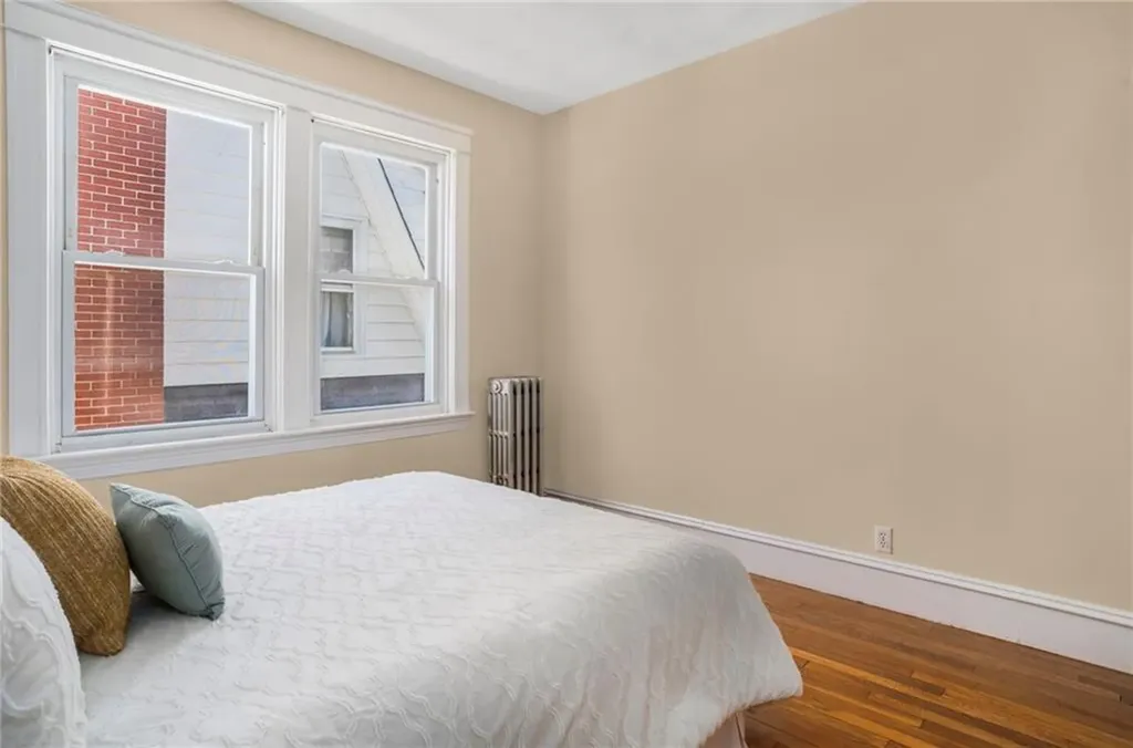 71 73 Savoy Street Providence RI 02906