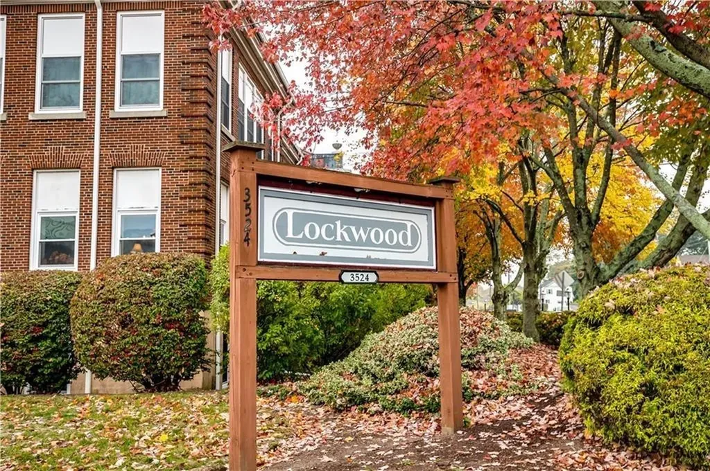 3524 West Shore Road Warwick RI 02886