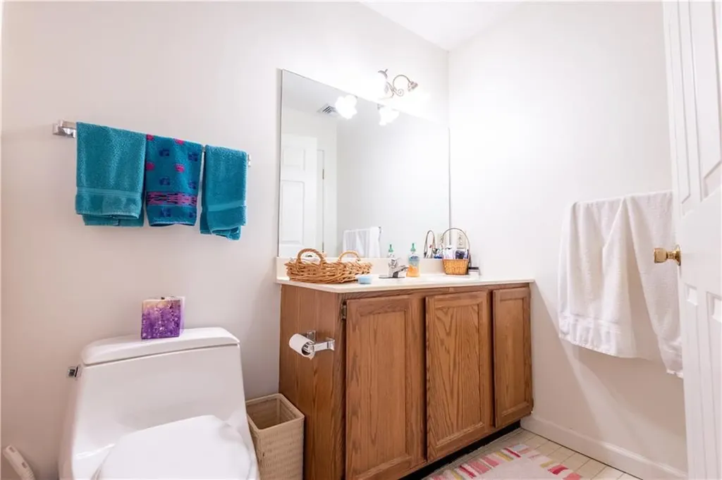 3524 West Shore Road Warwick RI 02886