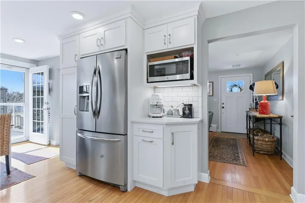 14 Clara Road Tiverton RI 02878