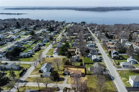 14 Clara Road Tiverton RI 02878