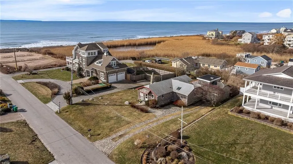 29 Coast Guard Avenue South Kingstown RI 02879