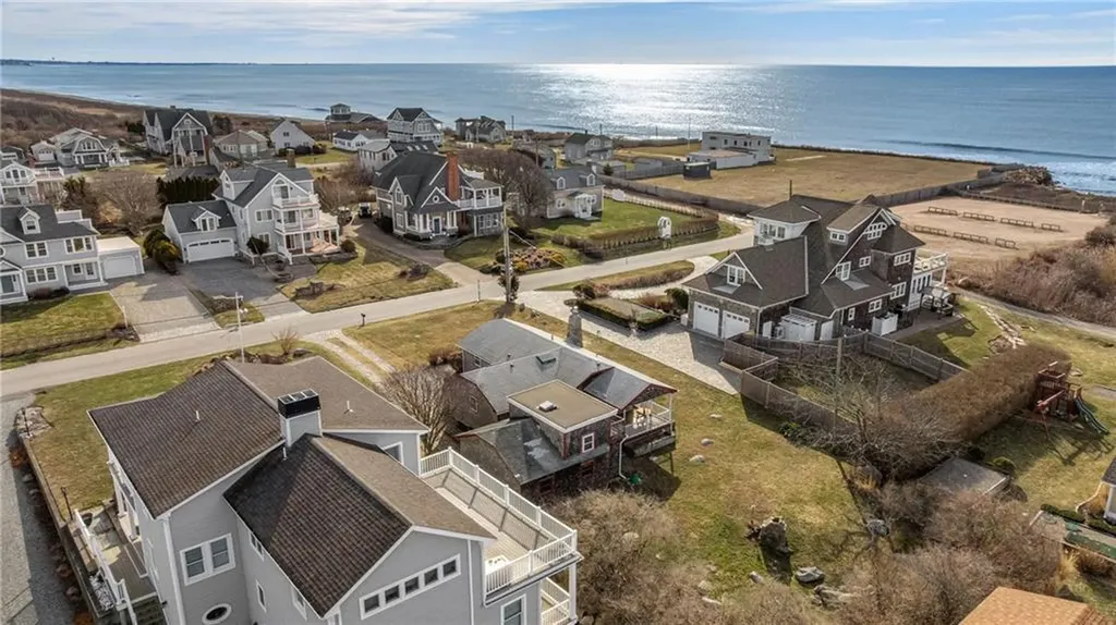 29 Coast Guard Avenue South Kingstown RI 02879