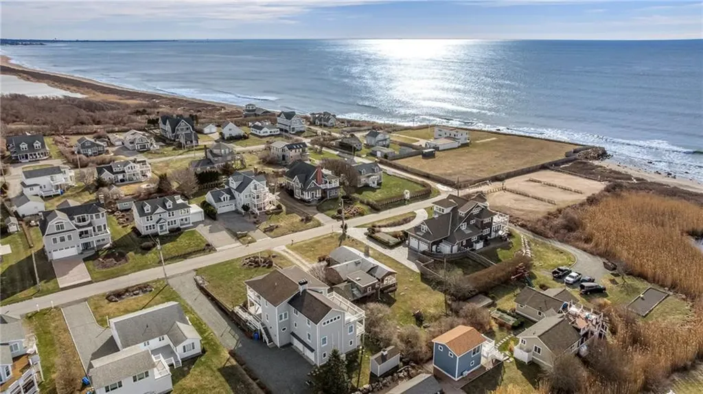 29 Coast Guard Avenue South Kingstown RI 02879