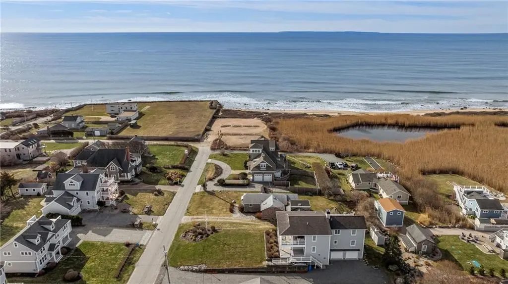 29 Coast Guard Avenue South Kingstown RI 02879
