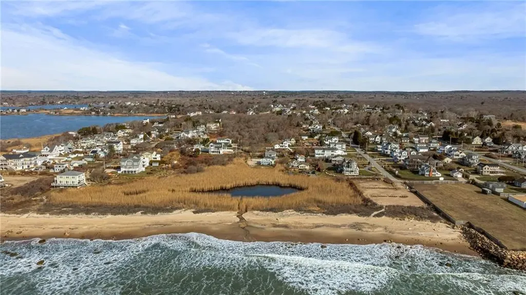 29 Coast Guard Avenue South Kingstown RI 02879