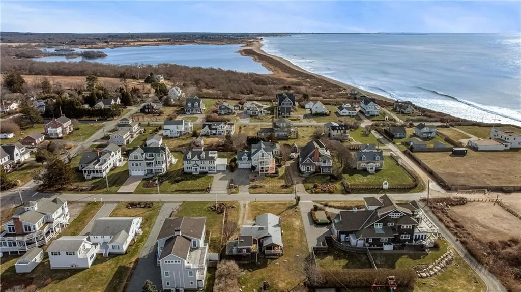 29 Coast Guard Avenue South Kingstown RI 02879