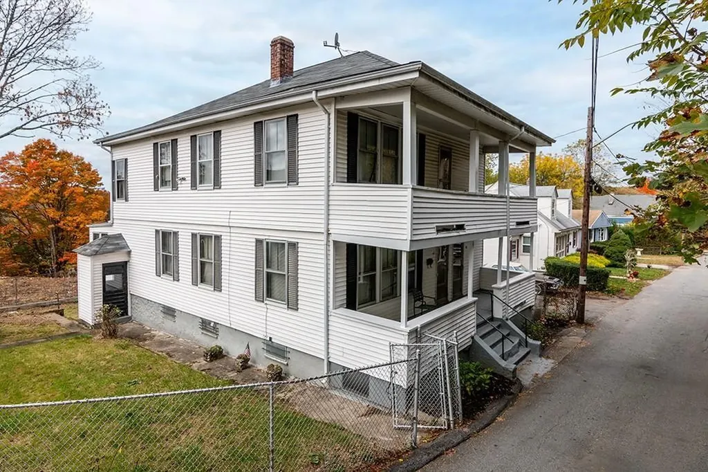 43 Mcclellan Street Providence RI 02909