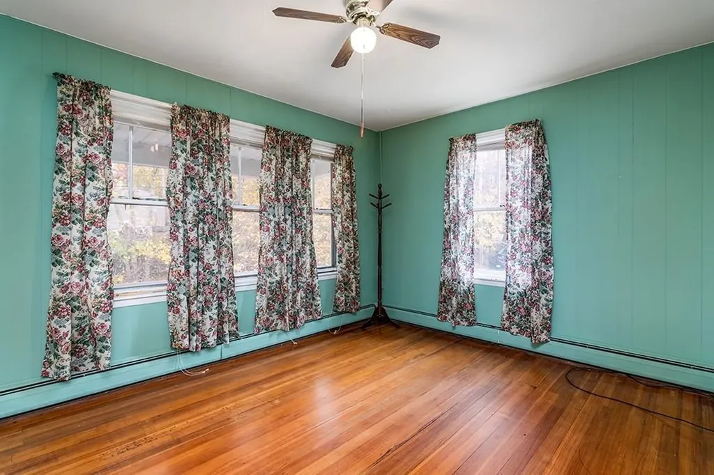 43 Mcclellan Street Providence RI 02909