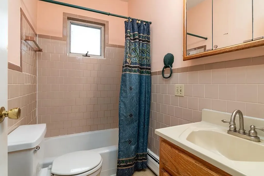 43 Mcclellan Street Providence RI 02909
