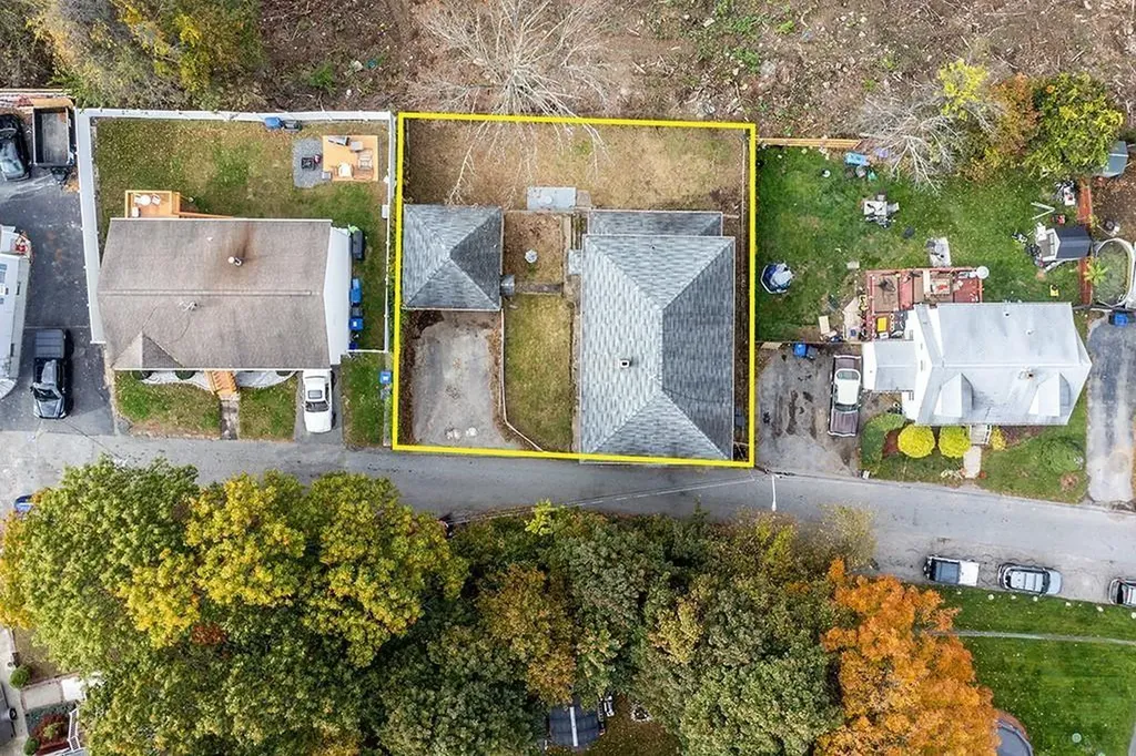 43 Mcclellan Street Providence RI 02909