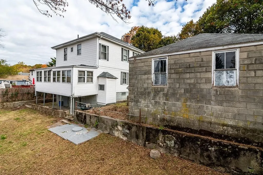 43 Mcclellan Street Providence RI 02909
