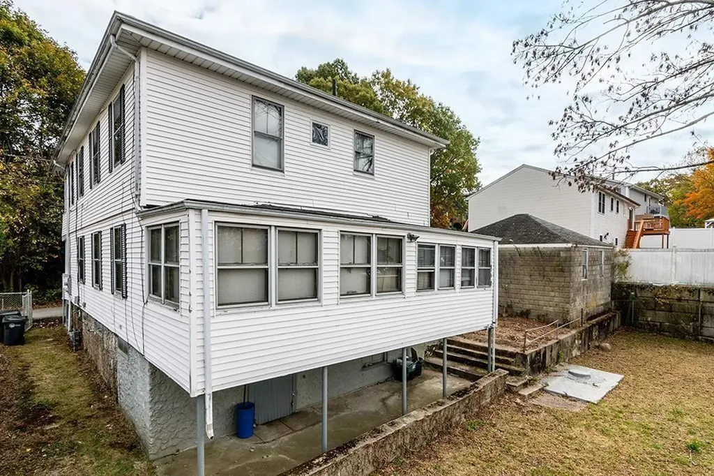 43 Mcclellan Street Providence RI 02909