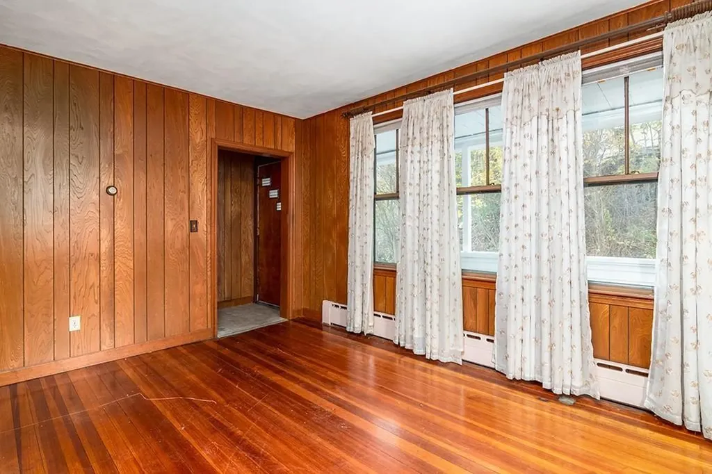 43 Mcclellan Street Providence RI 02909