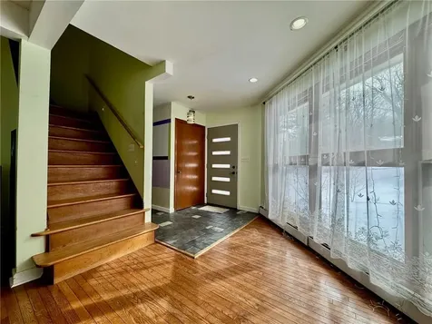 25 Coachman Pike Ledyard CT 06339