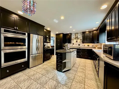 25 Coachman Pike Ledyard CT 06339