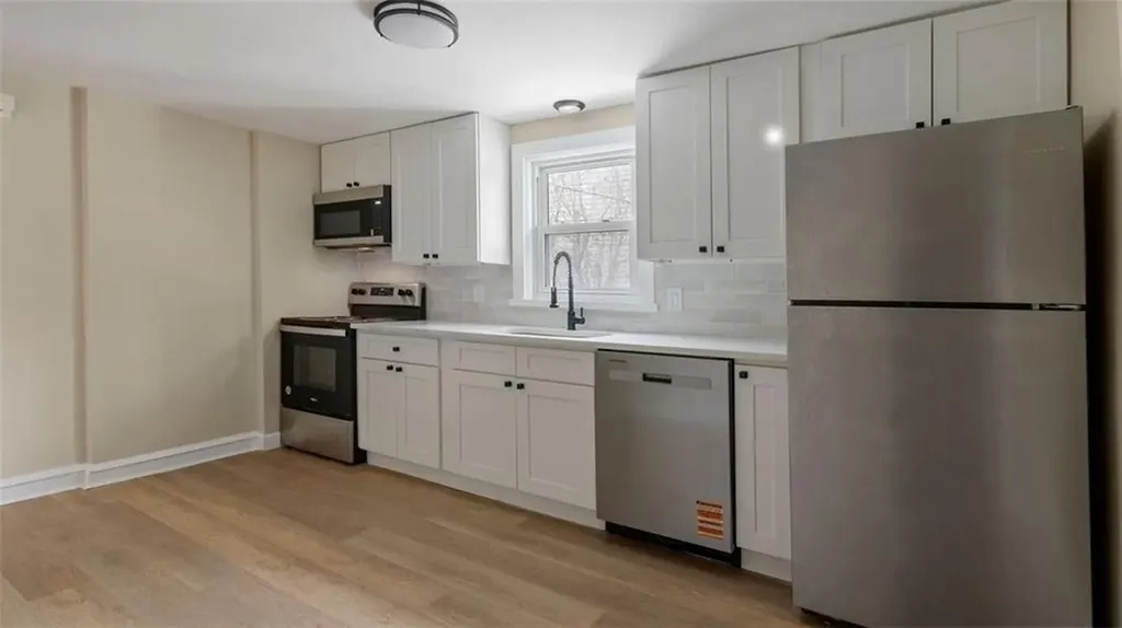 6 Seneca Street Warwick RI 02886