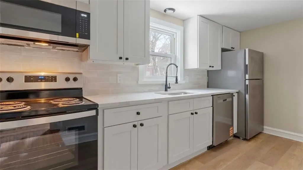6 Seneca Street Warwick RI 02886