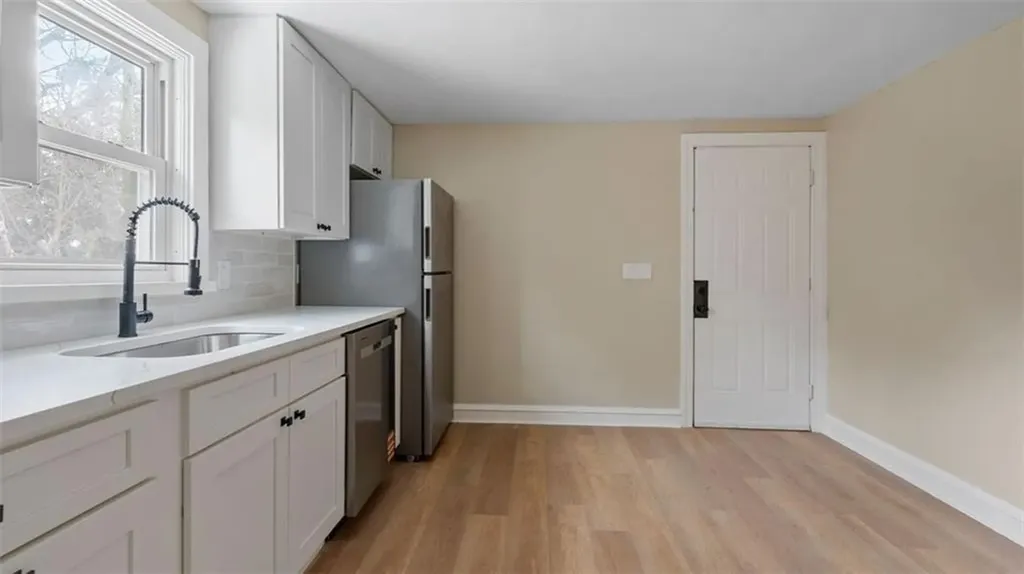 6 Seneca Street Warwick RI 02886