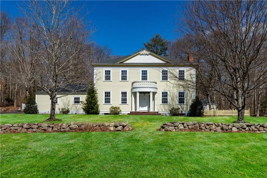 73 Nottingham Drive Scituate RI 02831