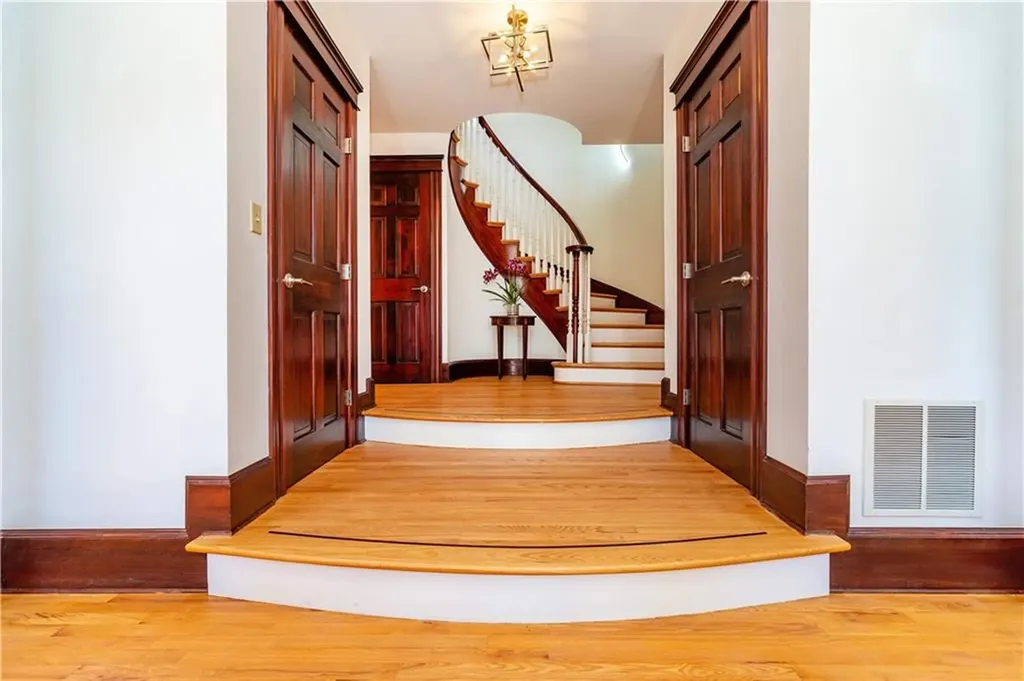 73 Nottingham Drive Scituate RI 02831