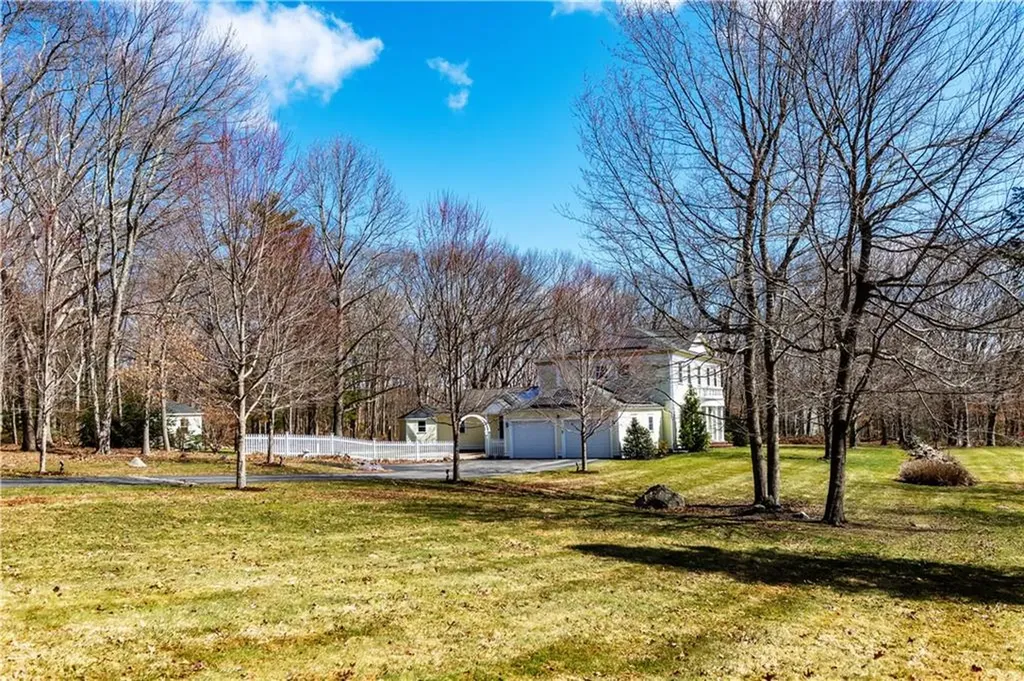 73 Nottingham Drive Scituate RI 02831