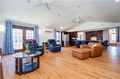 73 Nottingham Drive Scituate RI 02831