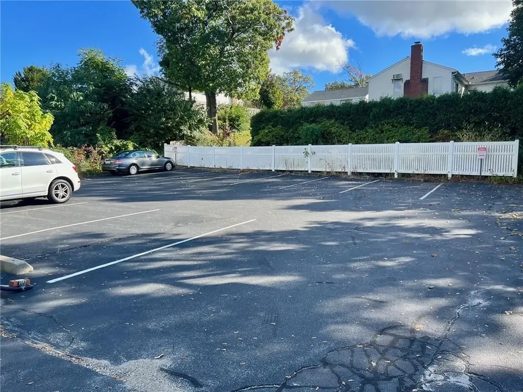892 892 Oaklawn Avenue Cranston RI 02920