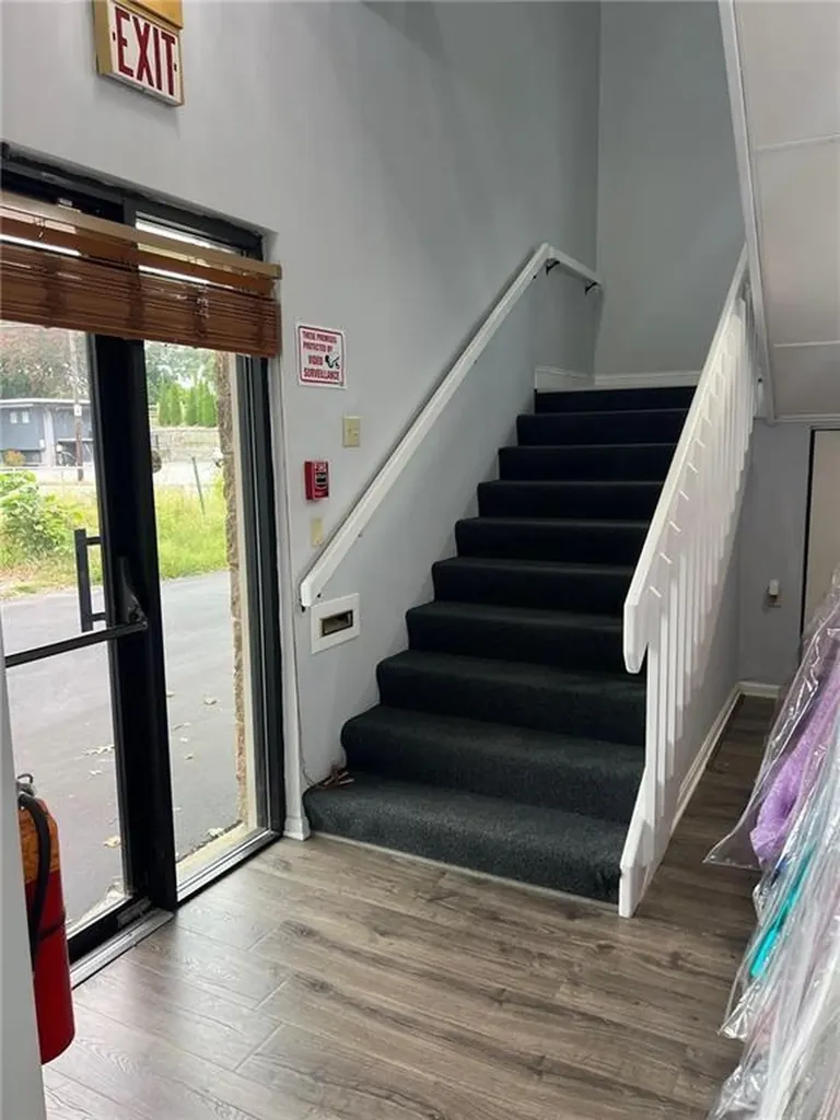 892 892 Oaklawn Avenue Cranston RI 02920