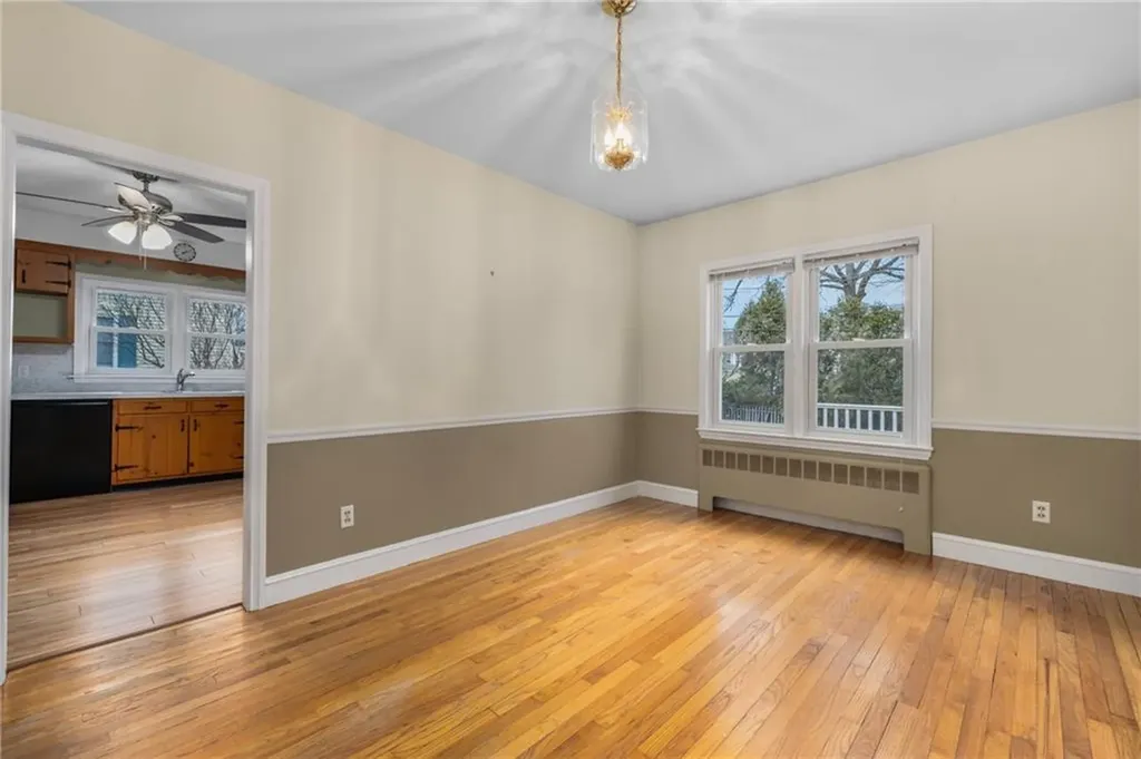 30 Toppa Boulevard Newport RI 02840