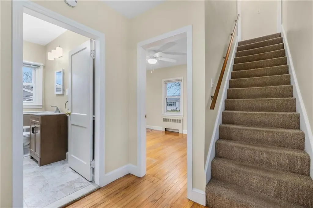 30 Toppa Boulevard Newport RI 02840