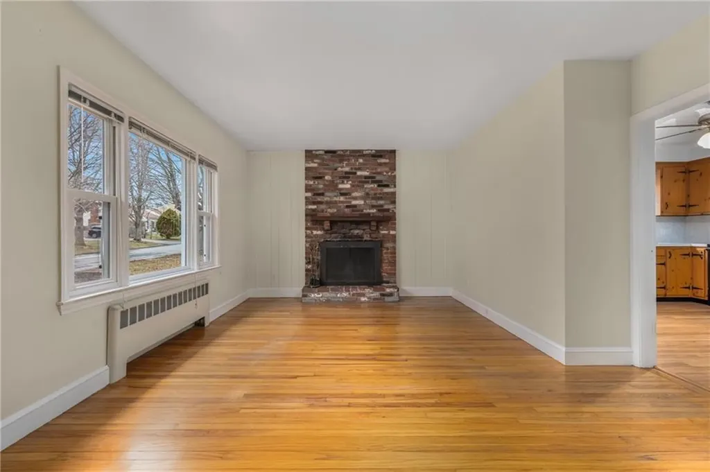 30 Toppa Boulevard Newport RI 02840