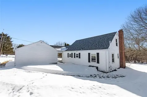 26 Country Hill Road Cumberland RI 02864