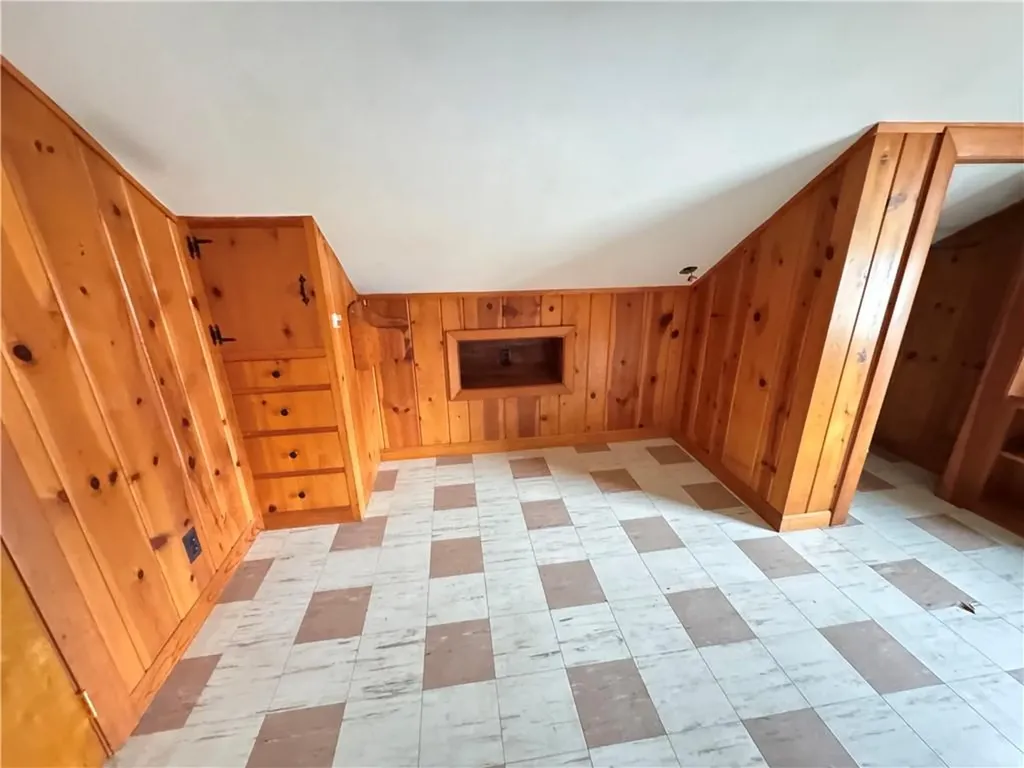 87 Lincoln Park Avenue Cranston RI 02920